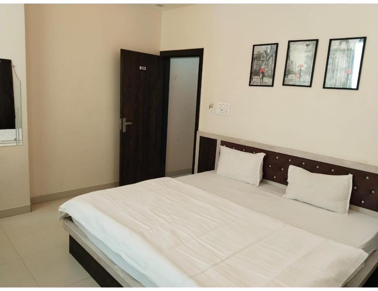 Hotel Dazzle, Jodhpur Jodhpur  Buitenkant foto